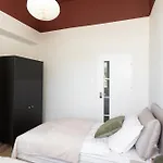 Katie\'S Apartment